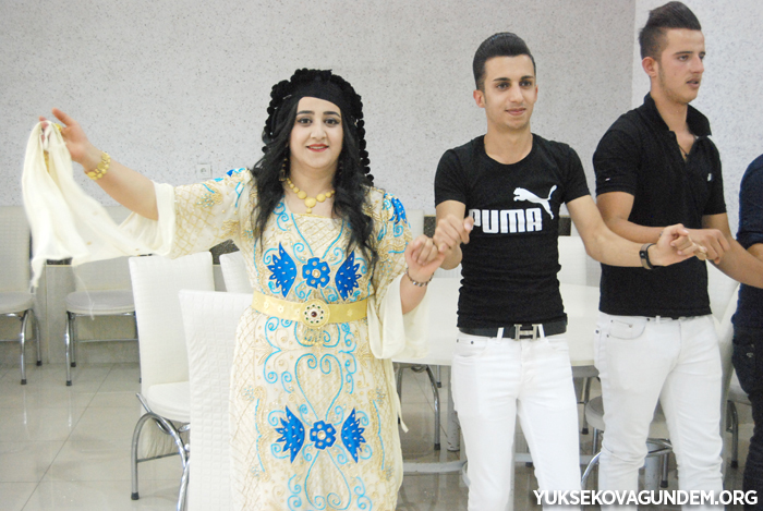 Çiftçi Ailesinin Mutlu Günü 114