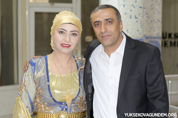 Çiftçi Ailesinin Mutlu Günü 143