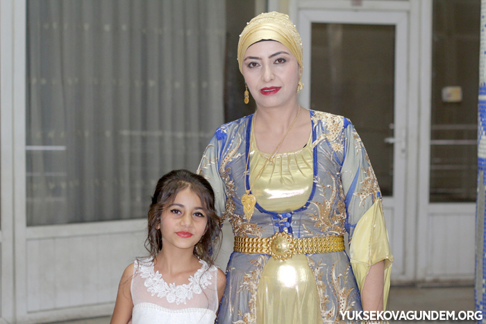 Çiftçi Ailesinin Mutlu Günü 144