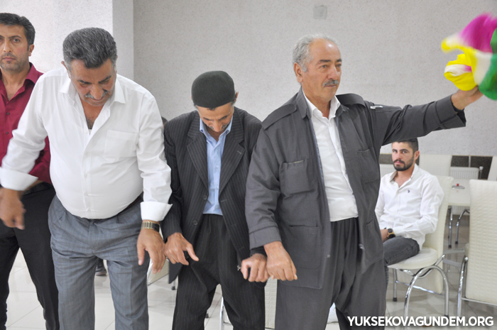 Çiftçi Ailesinin Mutlu Günü 145