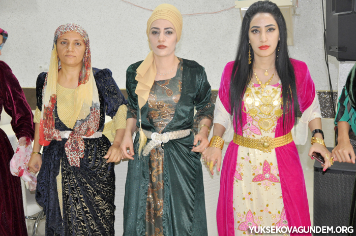 Çiftçi Ailesinin Mutlu Günü 153