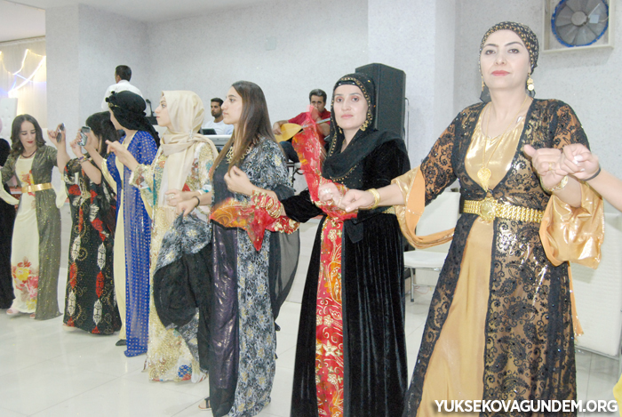 Çiftçi Ailesinin Mutlu Günü 16