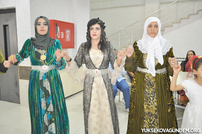 Çiftçi Ailesinin Mutlu Günü 162