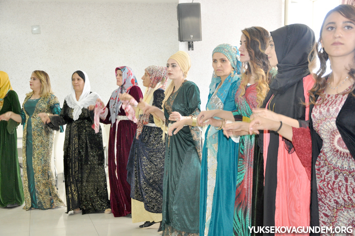 Çiftçi Ailesinin Mutlu Günü 165