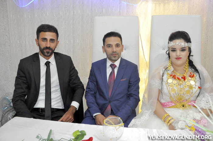 Çiftçi Ailesinin Mutlu Günü 170