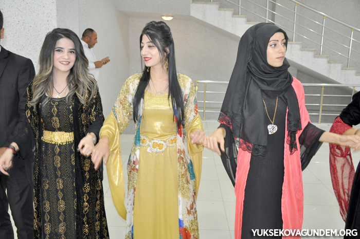 Çiftçi Ailesinin Mutlu Günü 179