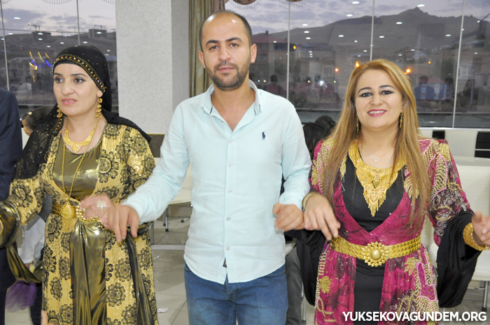 Çiftçi Ailesinin Mutlu Günü 228