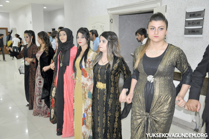 Çiftçi Ailesinin Mutlu Günü 242