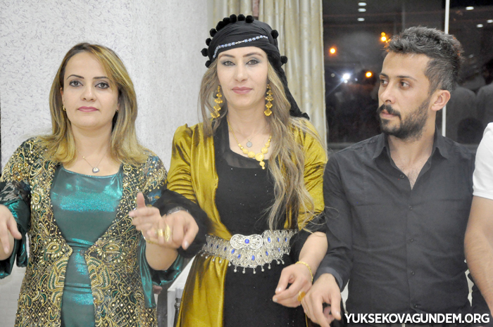 Çiftçi Ailesinin Mutlu Günü 255