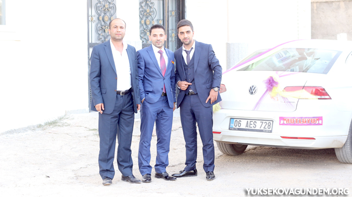 Çiftçi Ailesinin Mutlu Günü 271