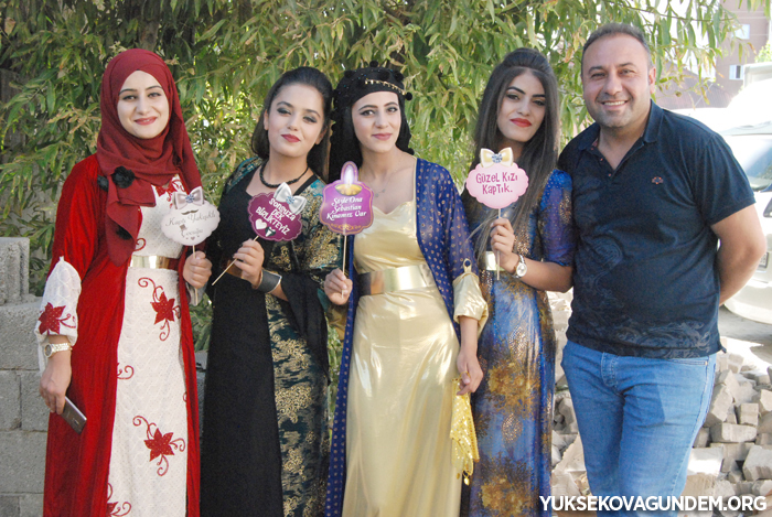 Çiftçi Ailesinin Mutlu Günü 93