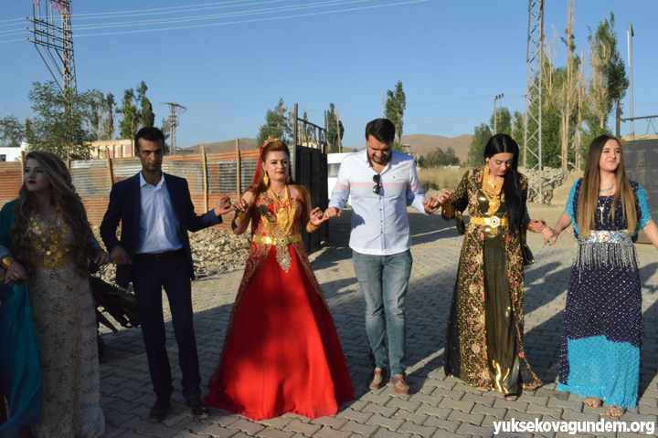 Tekçi Ailesinin mutlu günü 64