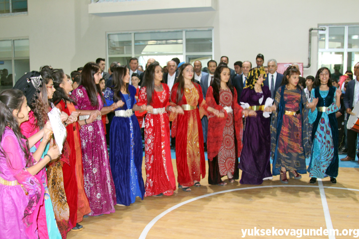 Bakanlar Soylu ve Bak, Yüksekova'da açılış törenine katıldı 6