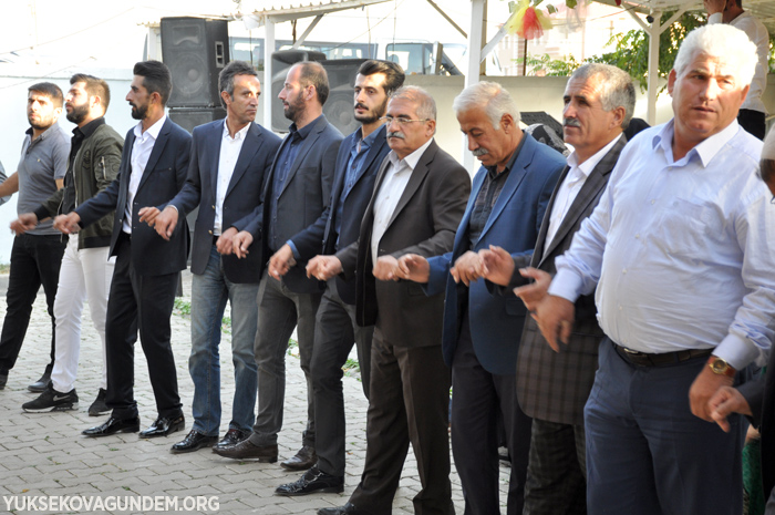 Düzen Ailesinin Mutlu Günü 100