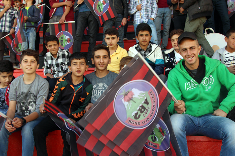 Yüksekova Belediyespor, Muş Spor FC'yi 2-0 Yendi 3