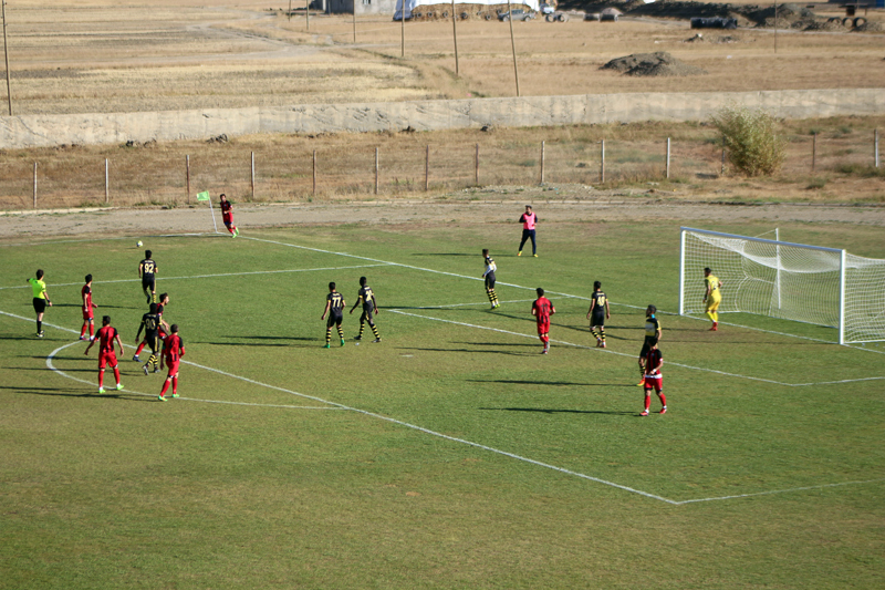 Yüksekova Belediyespor, Muş Spor FC'yi 2-0 Yendi 30