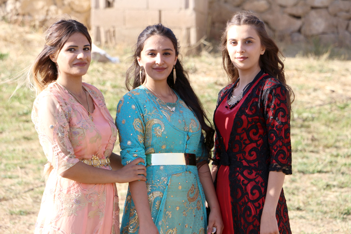 Çirk ailesinin mutlu günü 107