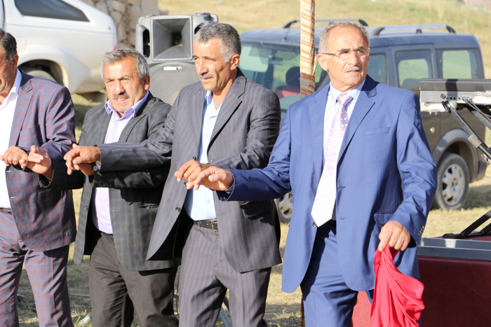 Çirk ailesinin mutlu günü 108