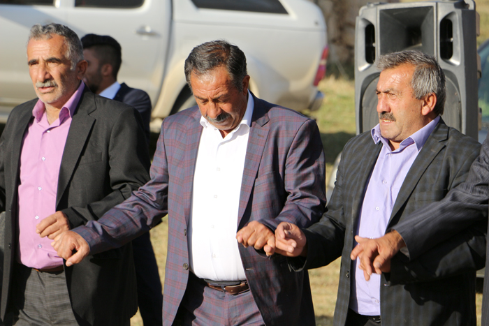 Çirk ailesinin mutlu günü 109