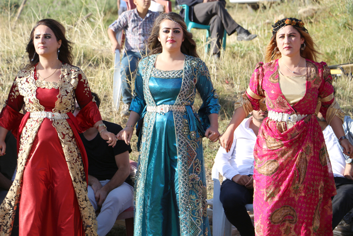 Çirk ailesinin mutlu günü 116