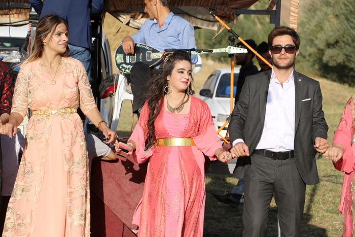 Çirk ailesinin mutlu günü 122