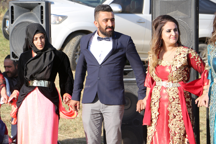 Çirk ailesinin mutlu günü 126