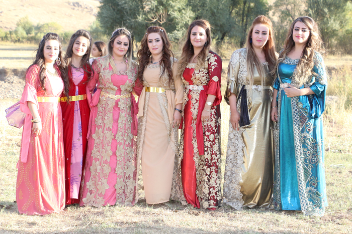 Çirk ailesinin mutlu günü 134