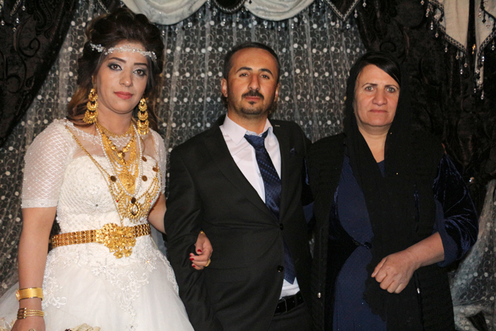 Çirk ailesinin mutlu günü 147