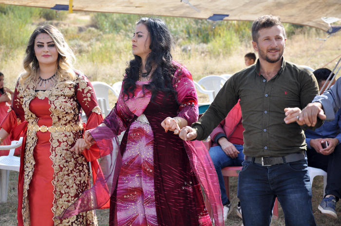 Çirk ailesinin mutlu günü 15