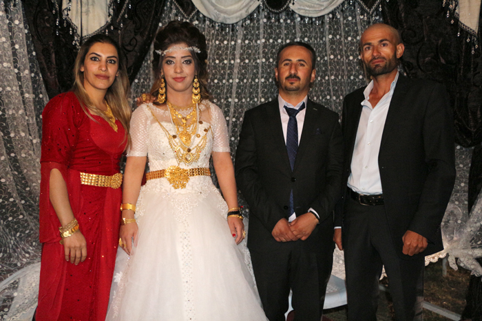 Çirk ailesinin mutlu günü 150