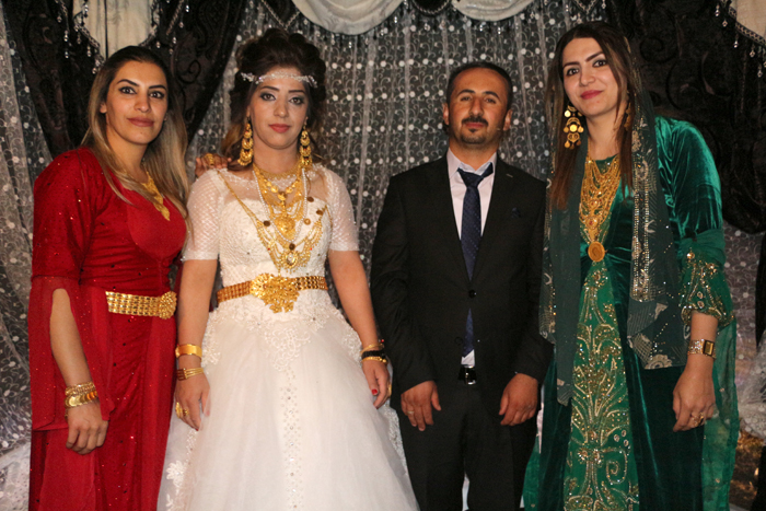 Çirk ailesinin mutlu günü 151