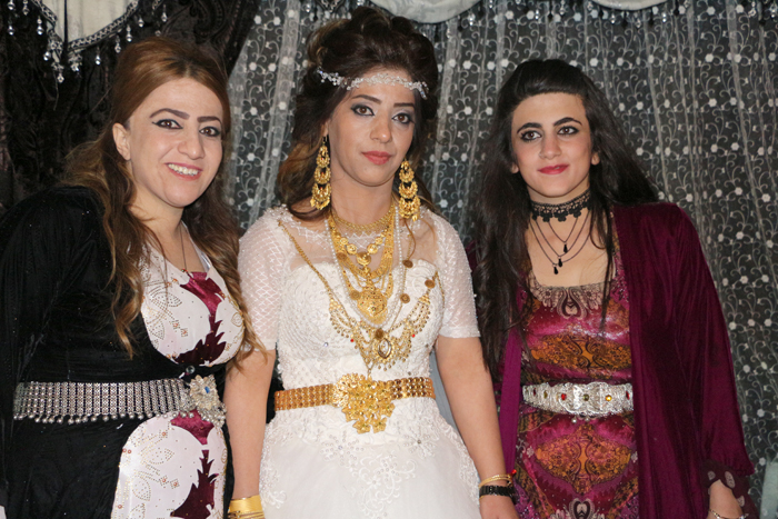 Çirk ailesinin mutlu günü 159
