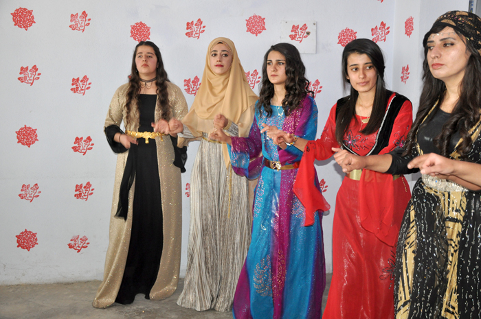 Çirk ailesinin mutlu günü 20