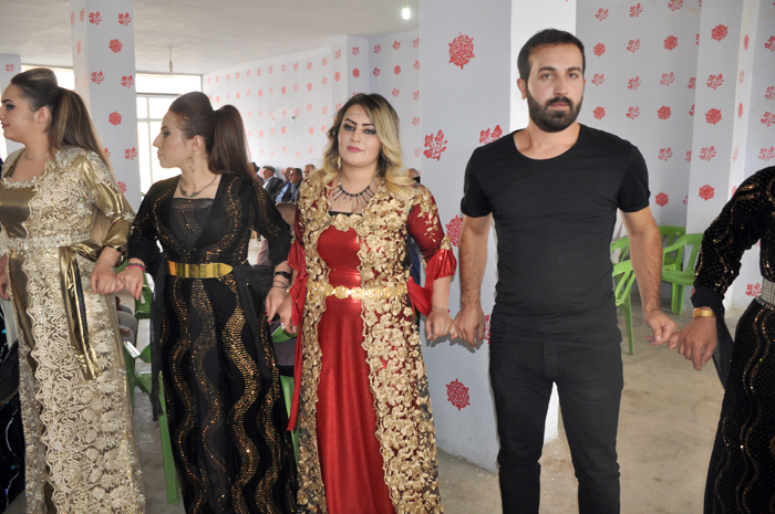 Çirk ailesinin mutlu günü 26