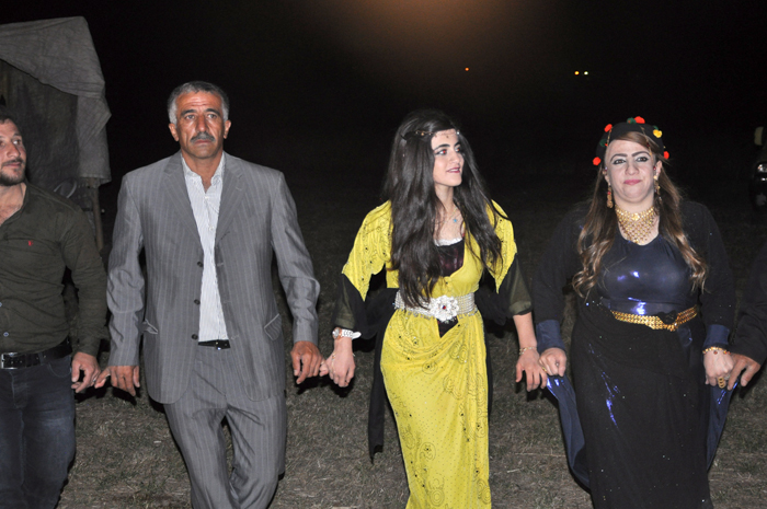 Çirk ailesinin mutlu günü 58