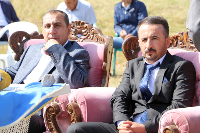 Çirk ailesinin mutlu günü 71