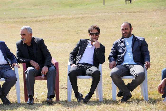 Çirk ailesinin mutlu günü 74