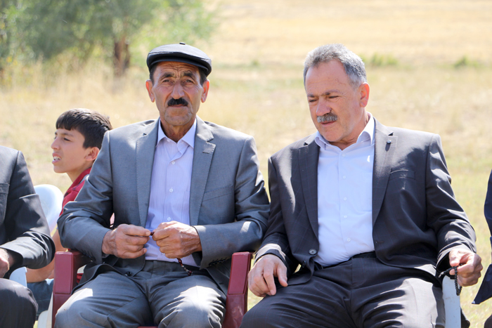 Çirk ailesinin mutlu günü 77