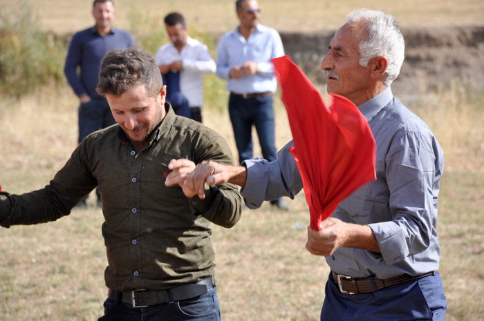 Çirk ailesinin mutlu günü 8