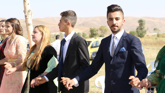 Çirk ailesinin mutlu günü 84