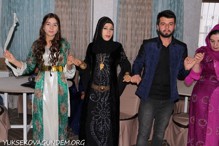 Özer ailesinin Mutlu Günü 30