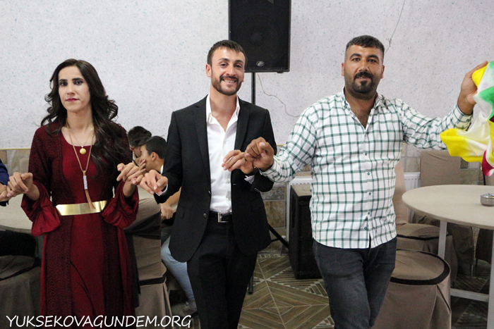 Özer ailesinin Mutlu Günü 40