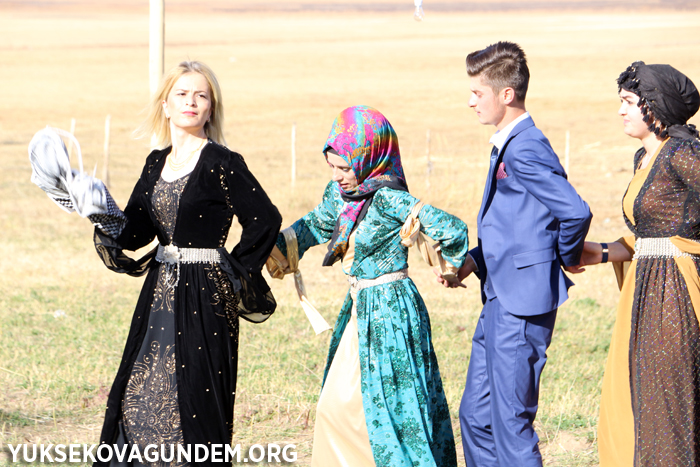 Özcanan ailesinin mutlu günü 104