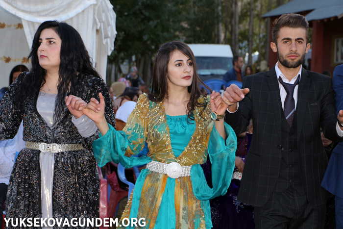 Özcanan ailesinin mutlu günü 121