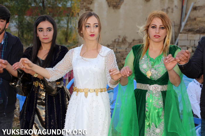 Özcanan ailesinin mutlu günü 127