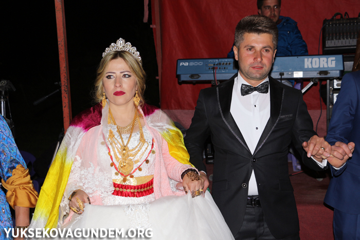 Özcanan ailesinin mutlu günü 130