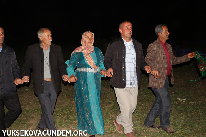 Özcanan ailesinin mutlu günü 131