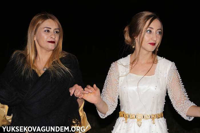 Özcanan ailesinin mutlu günü 136