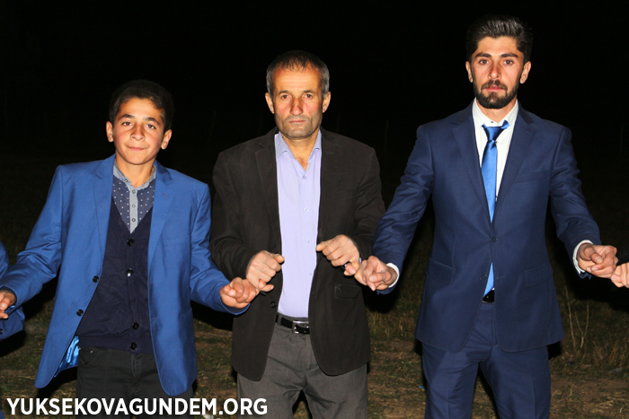 Özcanan ailesinin mutlu günü 137