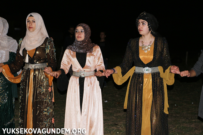 Özcanan ailesinin mutlu günü 139